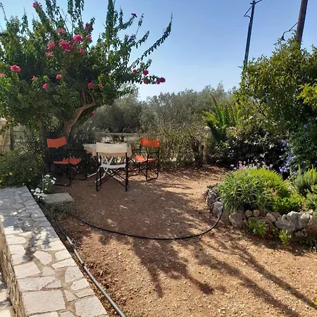 Persa * Parálion Ástros