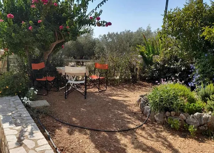 Persa * Parálion Ástros